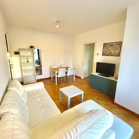 Apartment Con Posto Auto Riservato Tra Spiaggia, Centro, Stazione Ed Ospedale