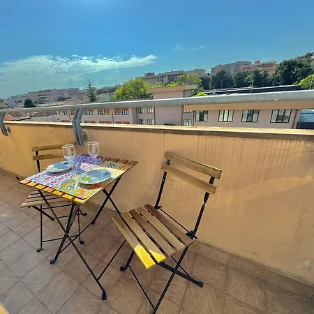 Con Posto Auto Riservato Tra Spiaggia, Centro, Stazione Ed Ospedale Apartment *